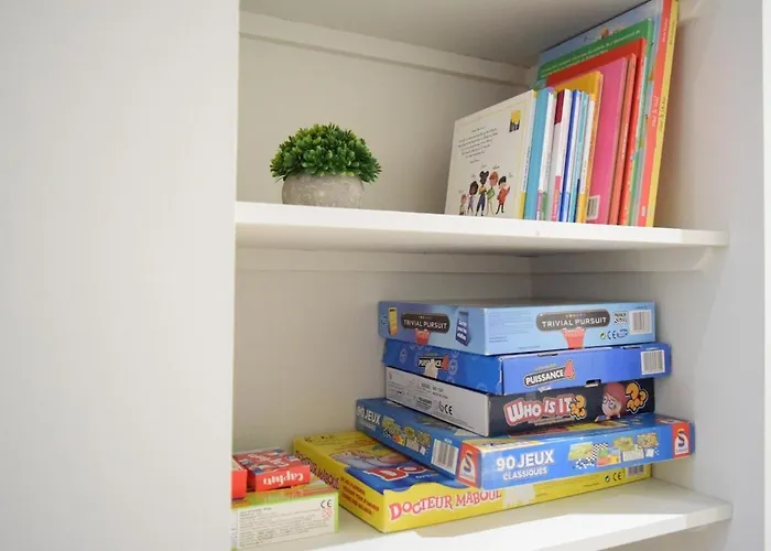 Апартаменты L'ecrin Du Bourg - 2 Min Chateau & Maison Bernadette